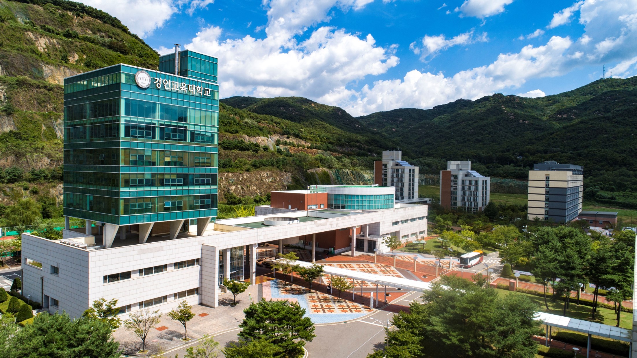 경인교대 수시모집, 학생부종합전형 수능최저 미적용 및 학생부교과전형 완화된 수능 최저 유지